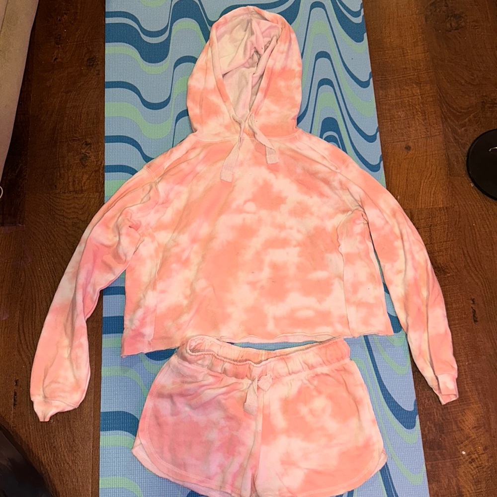 Cute & Comfy Tie dye Set